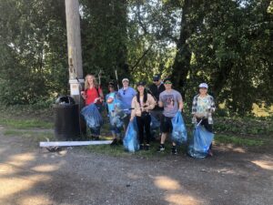 Litter clean up group